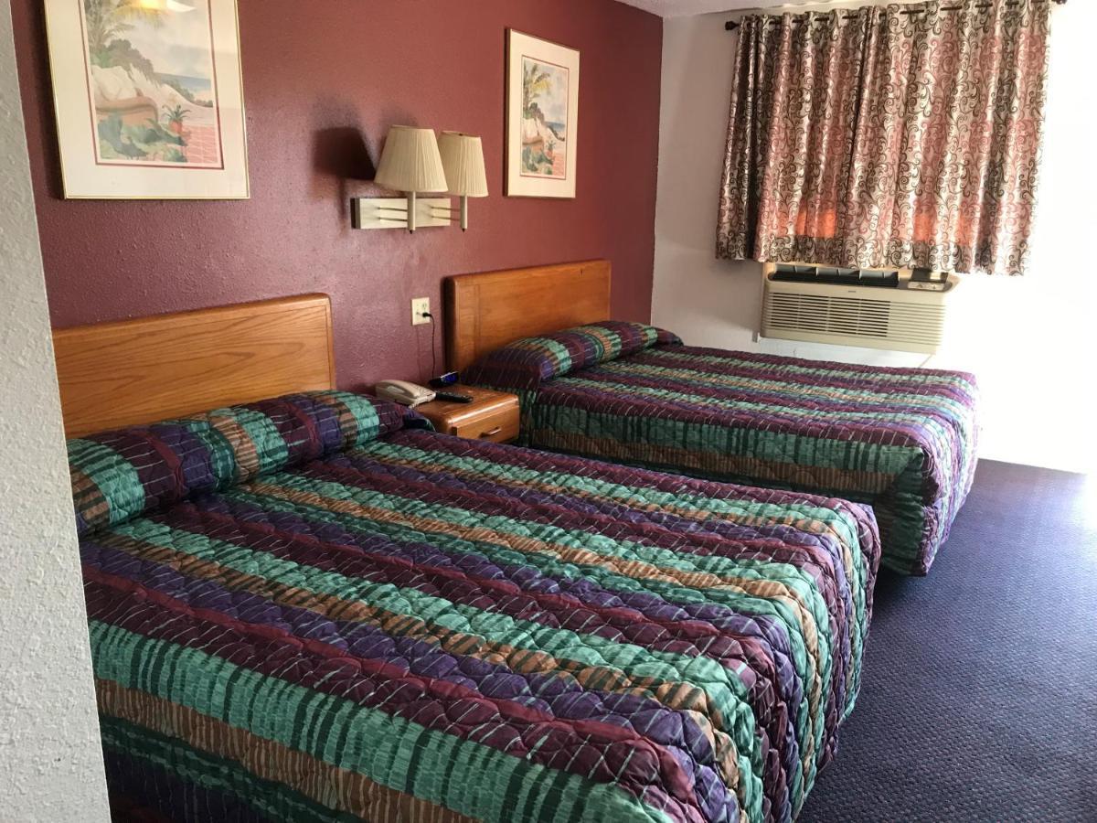 Luxury Inn George West Eksteriør bilde